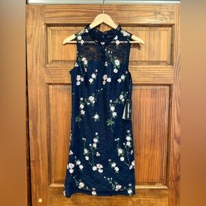 🌸 Karl Lagerfeld Paris Navy Floral Lace Dress – Size 2 NWT 🌸